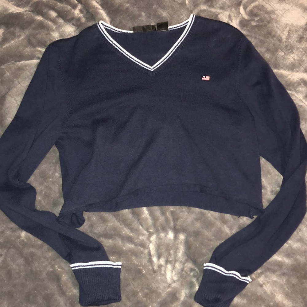 V neck Crop top